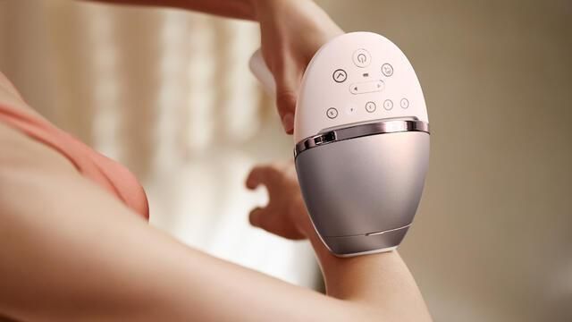 Лазерный эпилятор Philips Lumea 9000 IPL BRI958/00 BRI958/00 фото