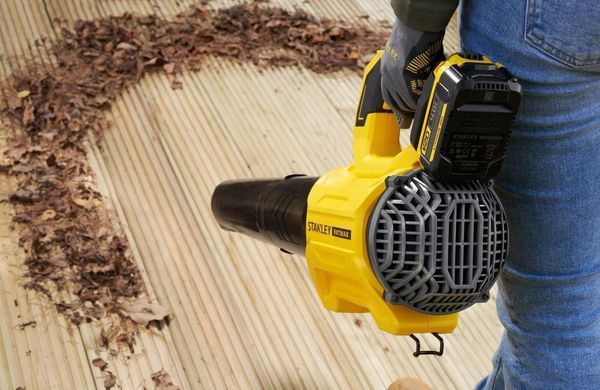 Повітродувка акумуляторна Stanley SFMCBL730M1-QW для листя 5035048795514 фото
