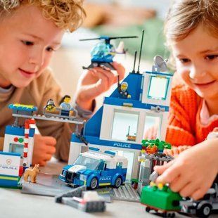Конструктор LEGO City Police Поліцейська дільниця 668 деталей (60316) різнокольоровий Для дівчат, для хлопчиків 5702017161914 фото